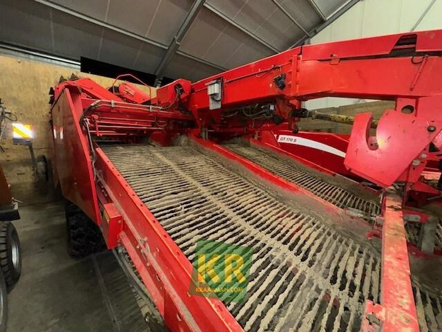 Arracheuse de pommes de terre GV 3000 Grimme