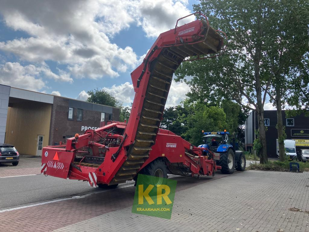 Arracheuse de pommes de terre GV 3000 Grimme