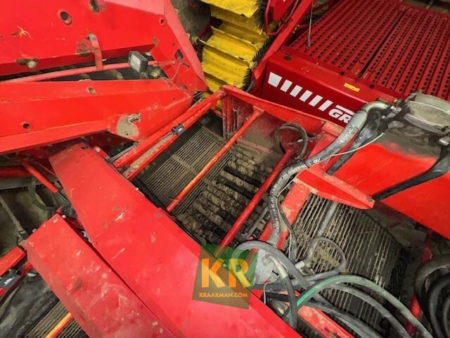 Arracheuse de pommes de terre GV 3000 Grimme