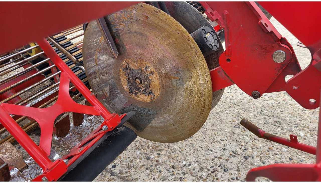 Arracheuse de pommes de terre Grimme Varitron 470