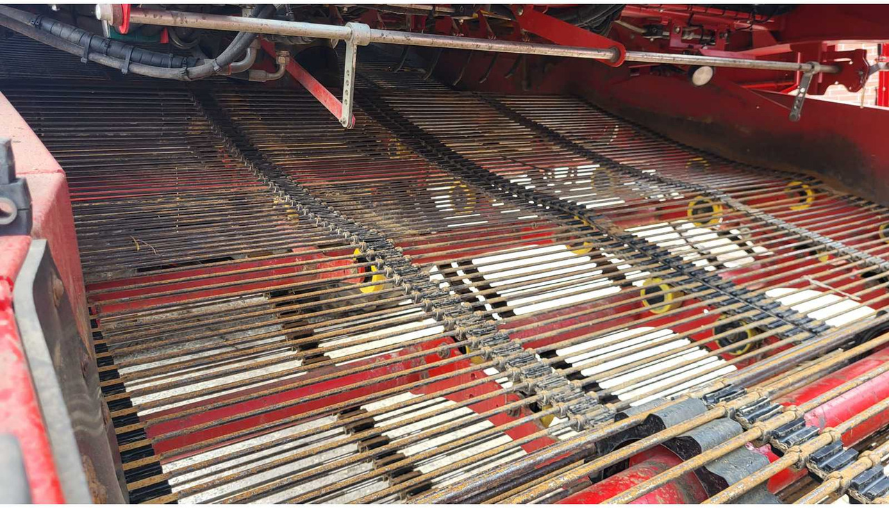 Arracheuse de pommes de terre Grimme Varitron 470