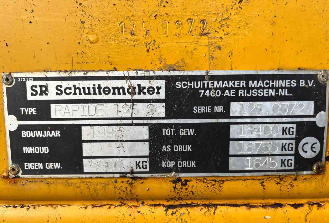 Autochargeuse Schuitemaker Rapide 125 S opraapwagen. Weidebouwmachines