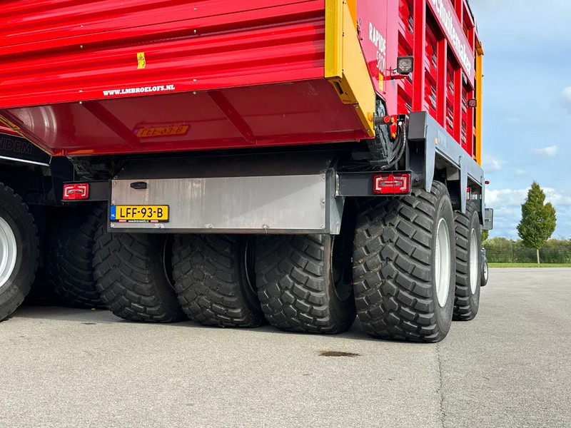 Autochargeuse Schuitemaker Rapide 5800