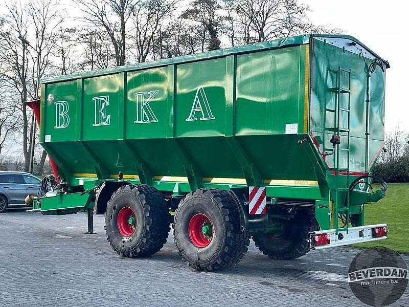 Machine agricole Beka 23T UW