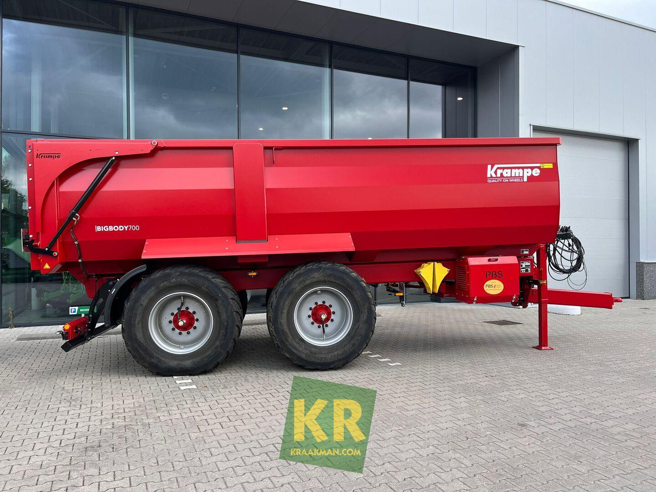 Benne agricole Krampe BIG BODY 700