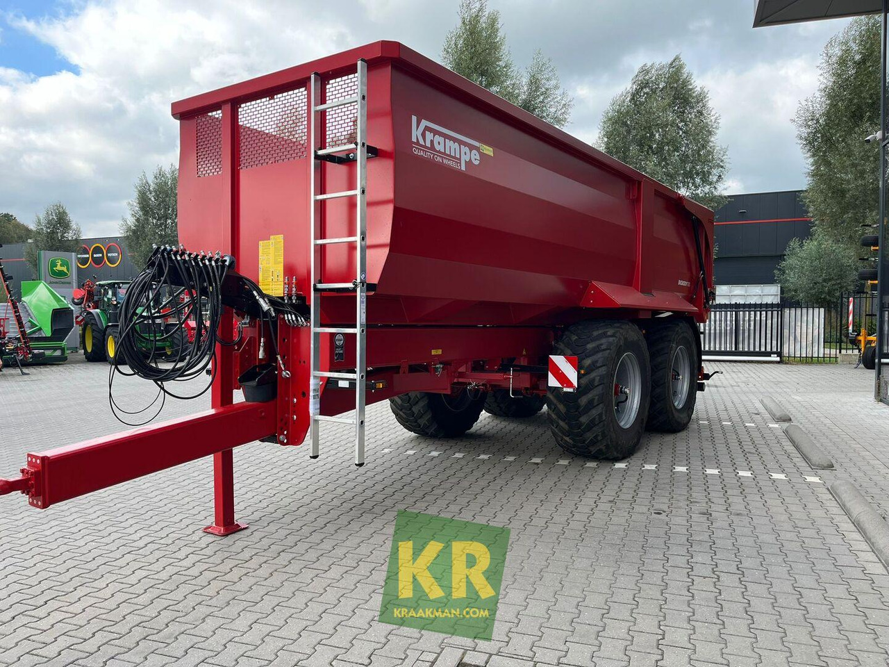 Benne agricole Krampe BIG BODY 700