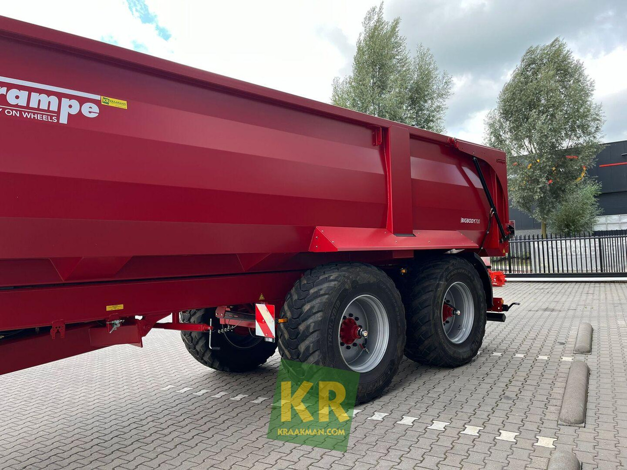 Benne agricole Krampe BIG BODY 700