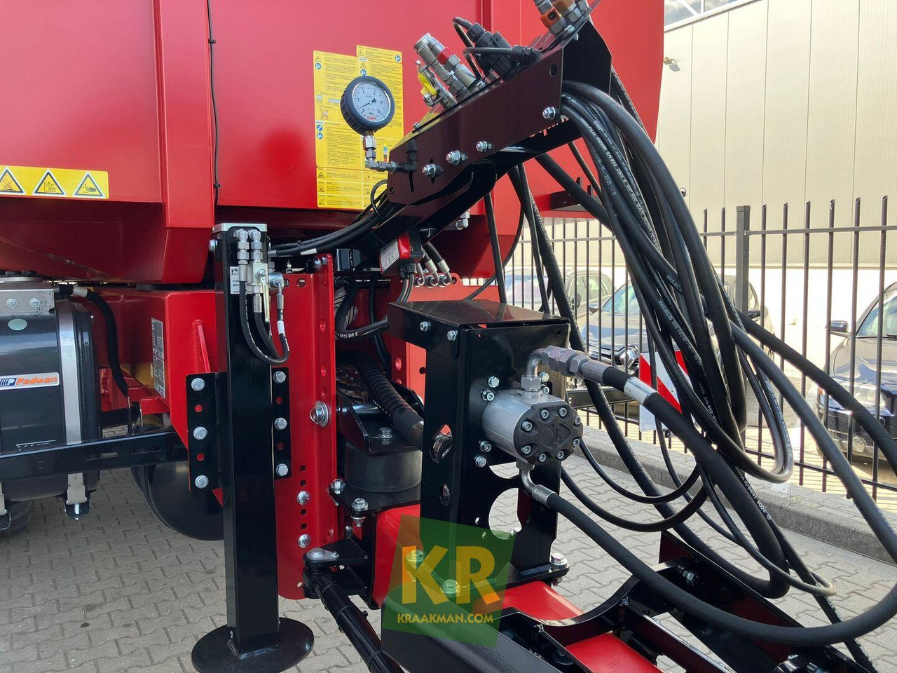 Benne agricole Krampe BIG BODY 900