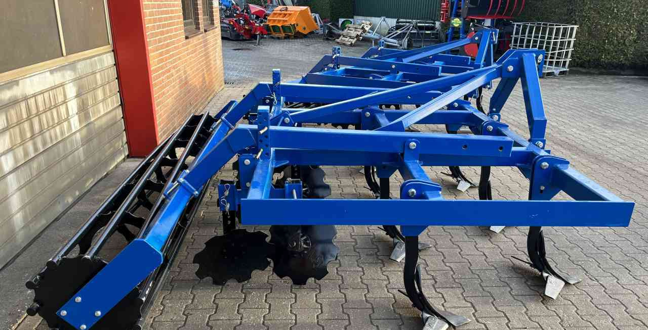 Bineuse STP RKW 3 Vleugelschaar cultivator pakkerrol grondbewerking