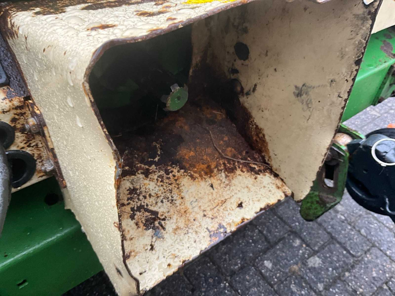 Broyeur/ Épareuse Amazone GHS180