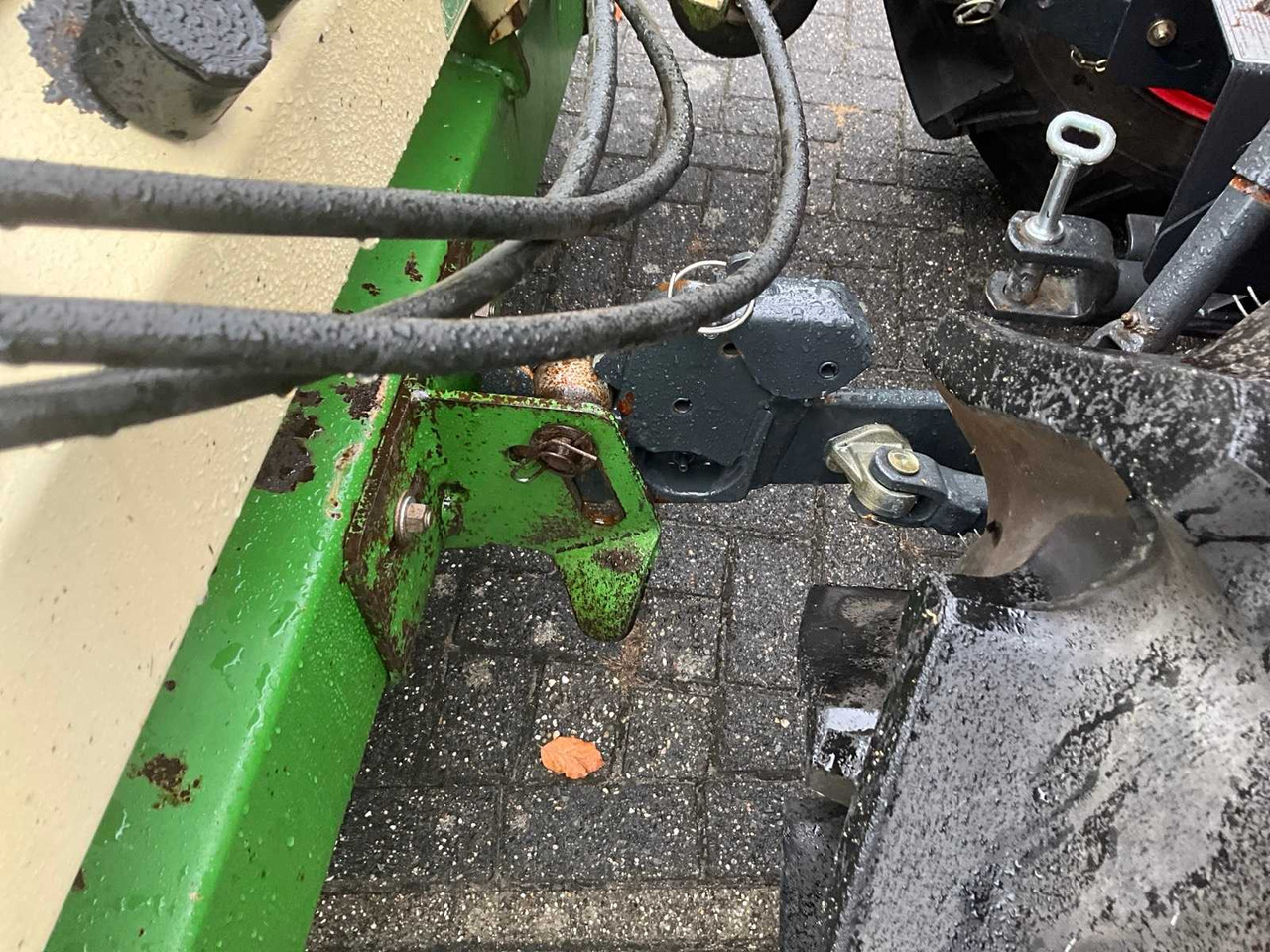 Broyeur/ Épareuse Amazone GHS180