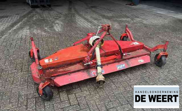 Broyeur/ Épareuse Caroni f24 , frontmaaier 2.40