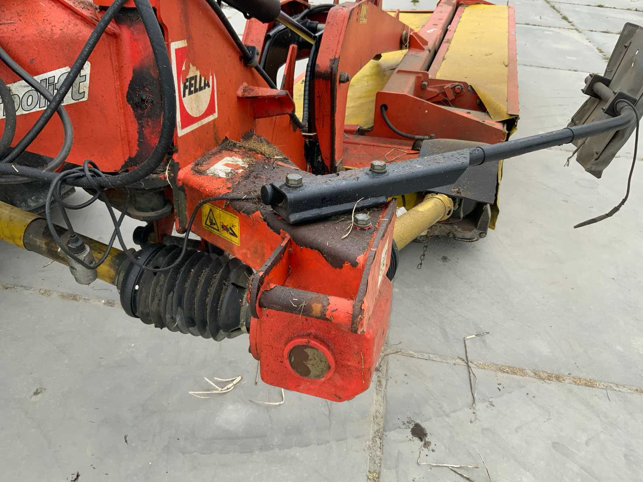 Broyeur/ Épareuse Fella SM310TL