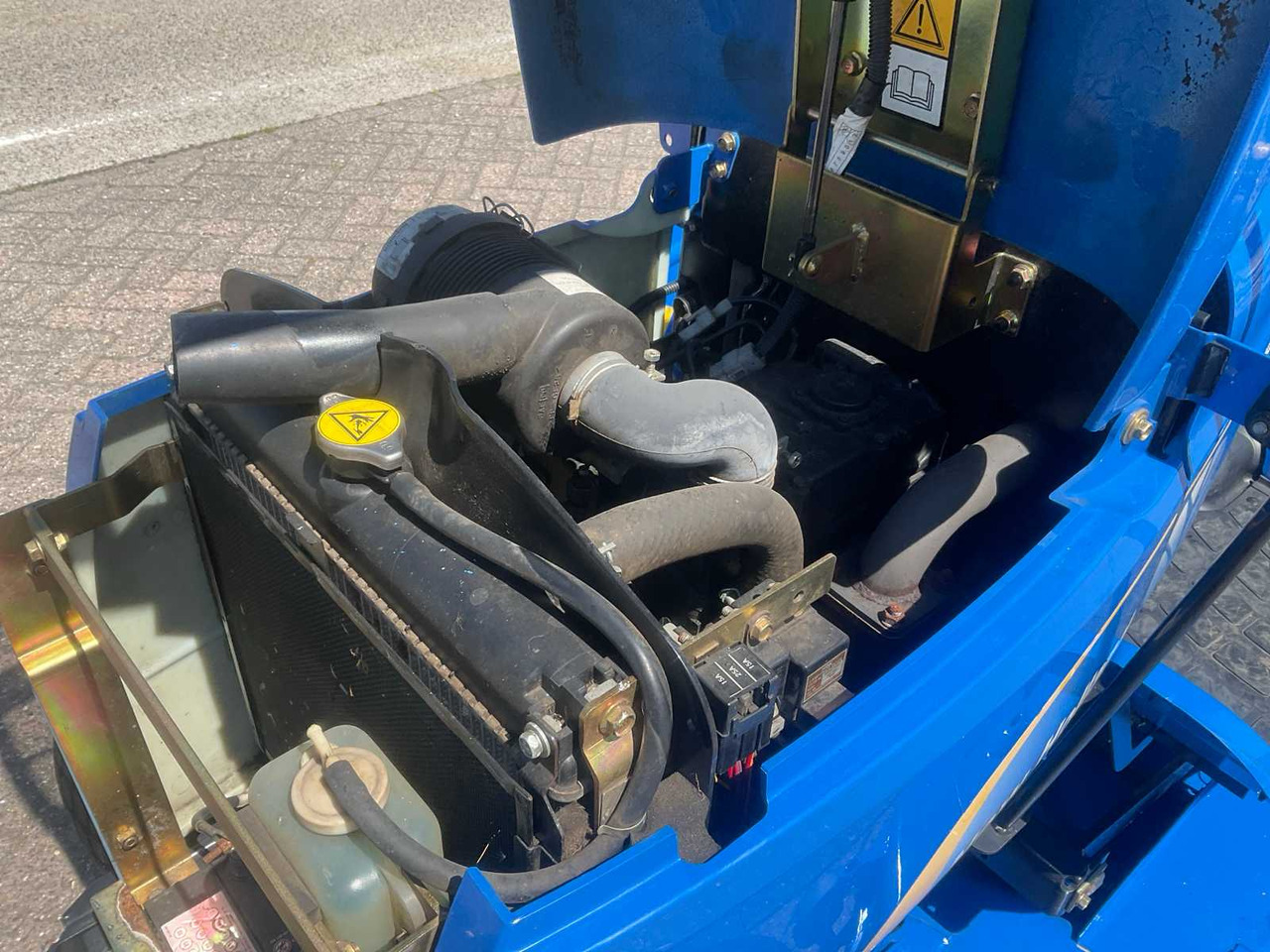 Broyeur/ Épareuse New holland TZ24D