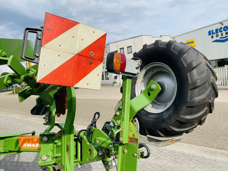 Charrue Amazone Cayros XS V 5 schaar Wentelploeg