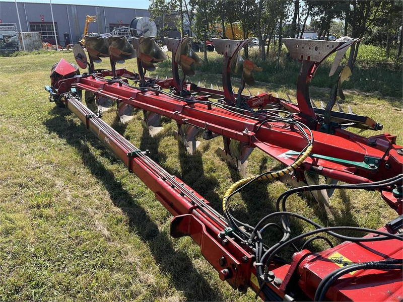 Charrue Kverneland PB-100