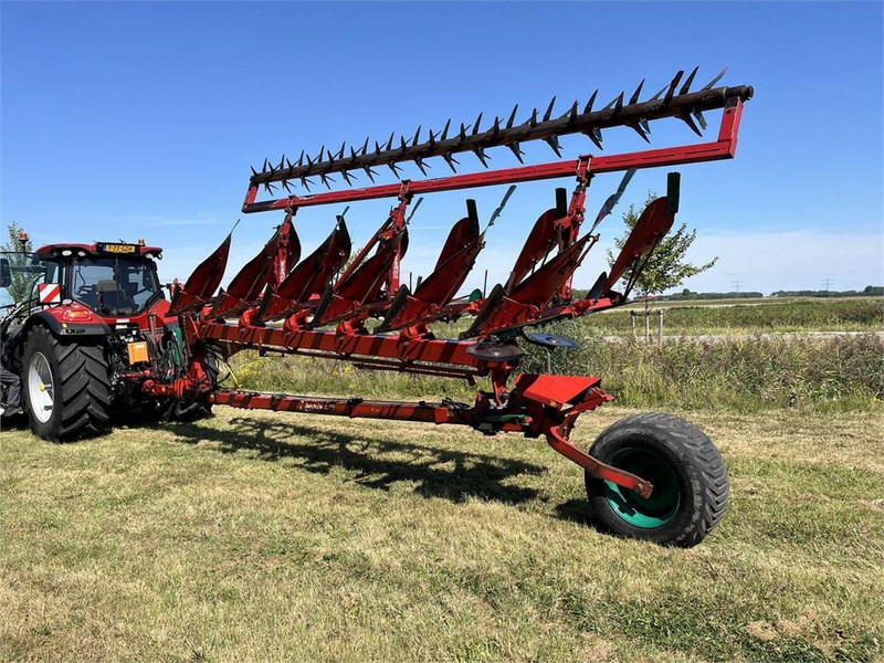 Charrue Kverneland PB-100