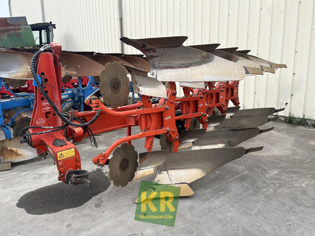 Charrue VARI MASTER 121 Kuhn