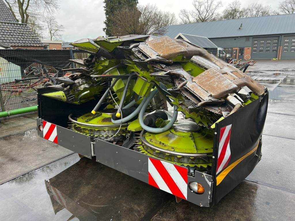 Cueilleur de maïs Claas Orbis 600 SD