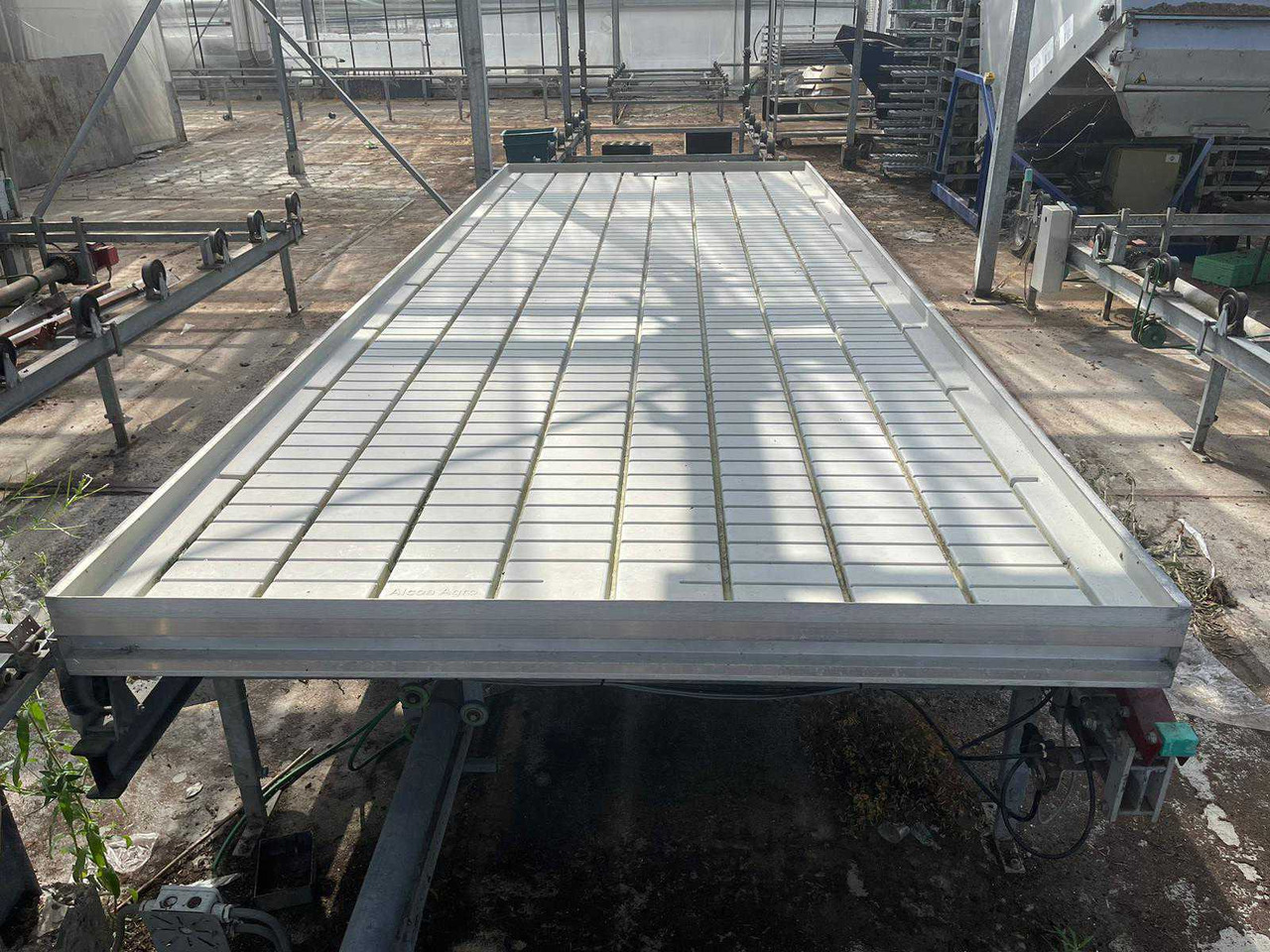 Machine agricole Cultivation table (5x)