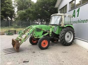 Tracteur agricole Deutz-Fahr 6806: photos 1