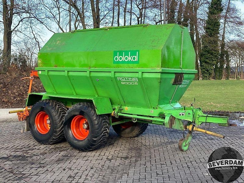 Distributeur d'engrais Amazone Rotina 8000 B