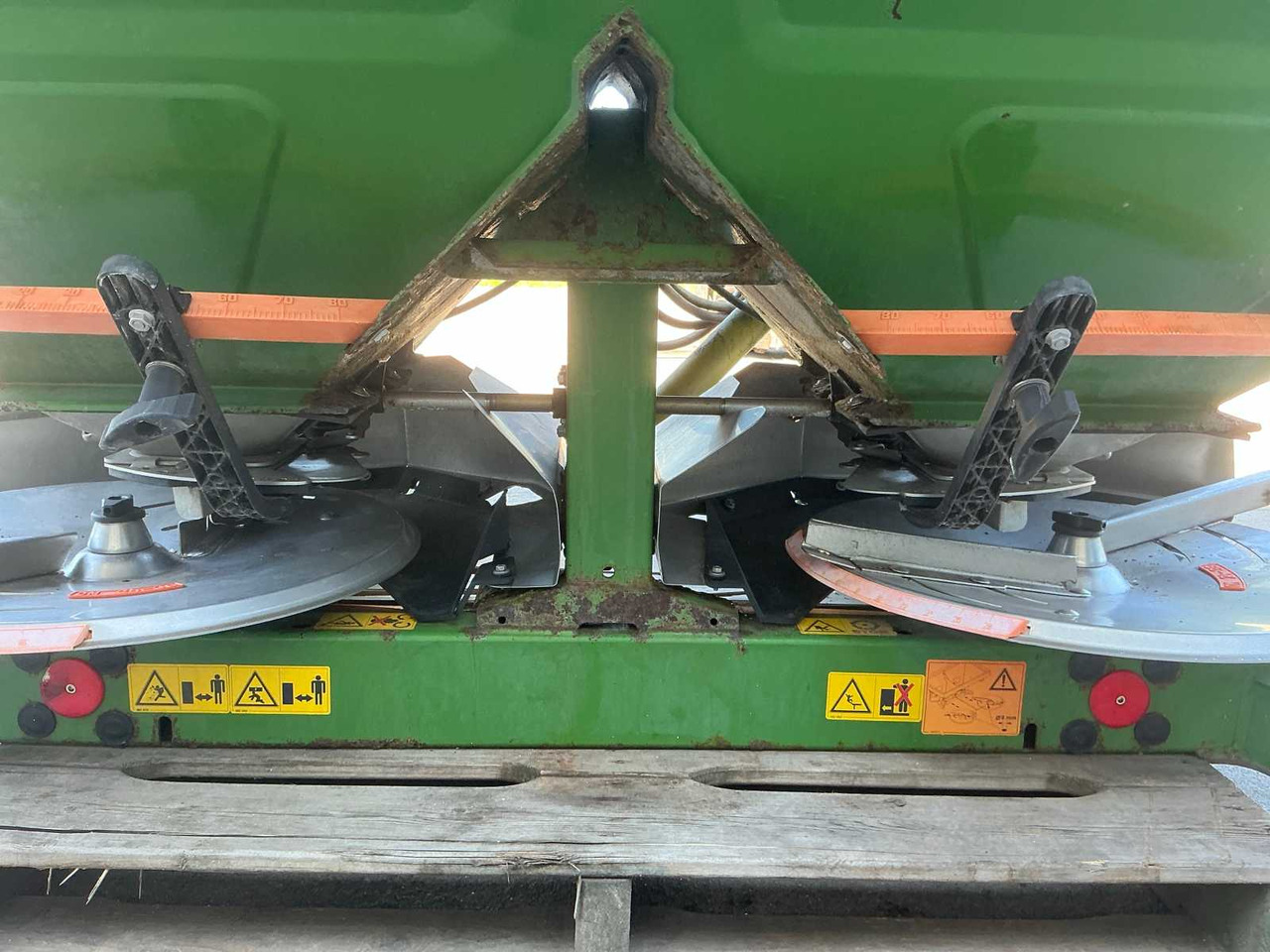 Distributeur d'engrais Amazone ZA-M900