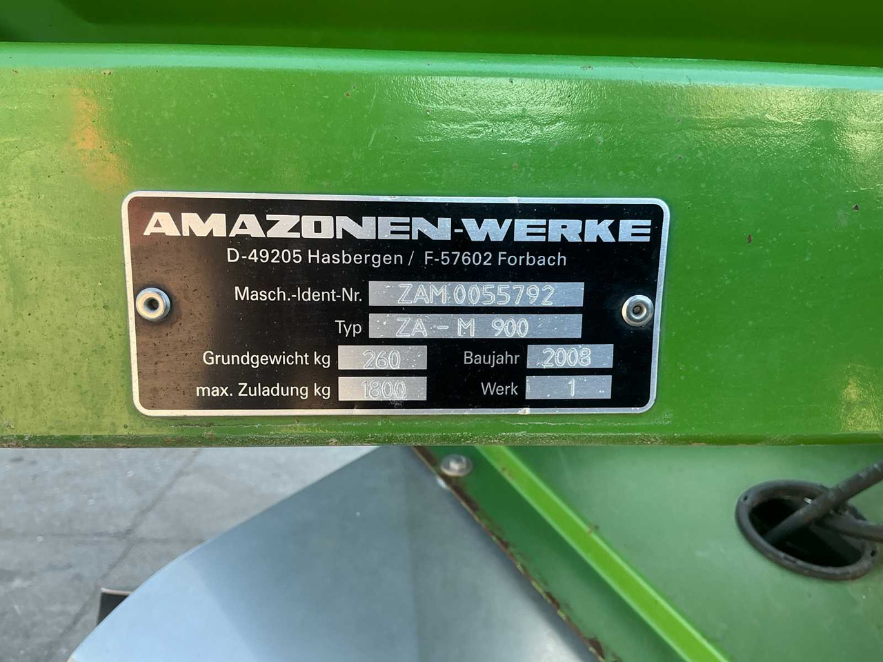 Distributeur d'engrais Amazone ZA-M900