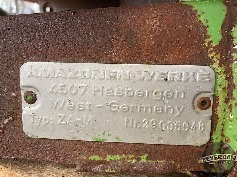 Distributeur d'engrais Amazone ZA-MII