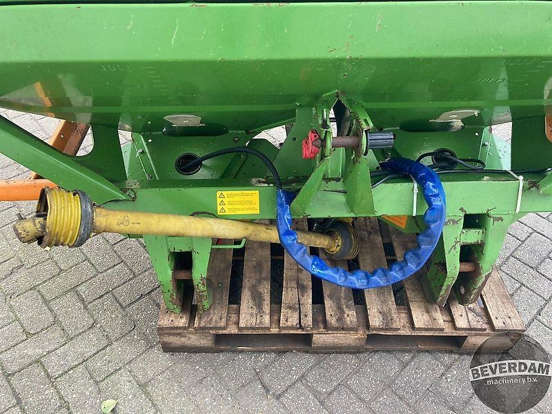 Distributeur d'engrais Amazone ZA-MII