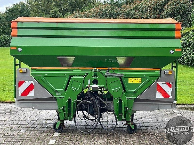 Distributeur d'engrais Amazone ZA M 4200 Ultra