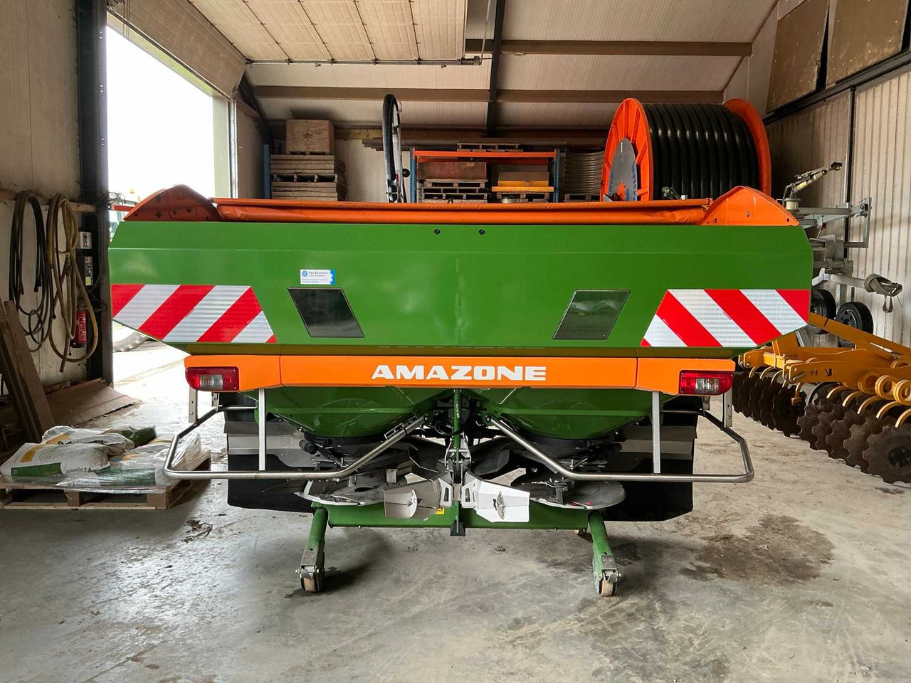 Distributeur d'engrais Amazone ZA-TS 3200