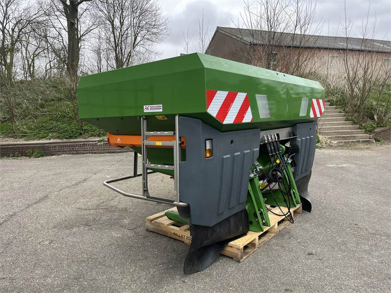 Distributeur d'engrais Amazone ZA-V 3200