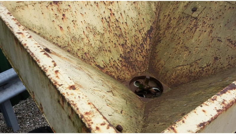 Distributeur d'engrais GETROKKEN pendel strooier - Gebruikt