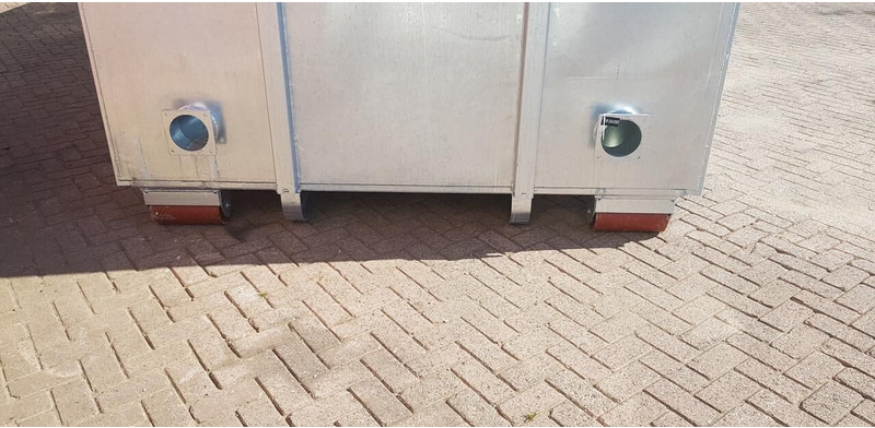 Distributeur d'engrais HAAKARM mestcontainer 41 m3