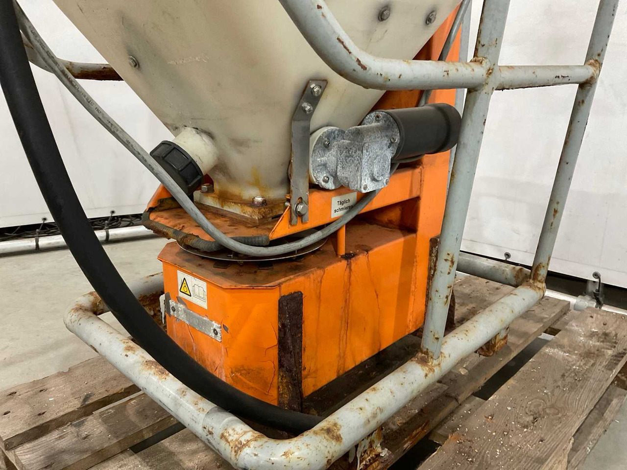 Distributeur d'engrais Lehner Polaro 100