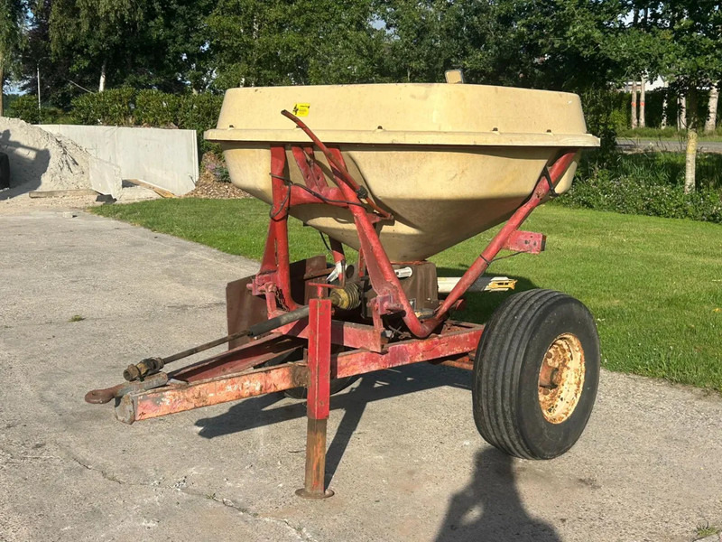 Distributeur d'engrais Vicon Pendelstrooier kunstmestrooier bemesting Geen kuhn amazone