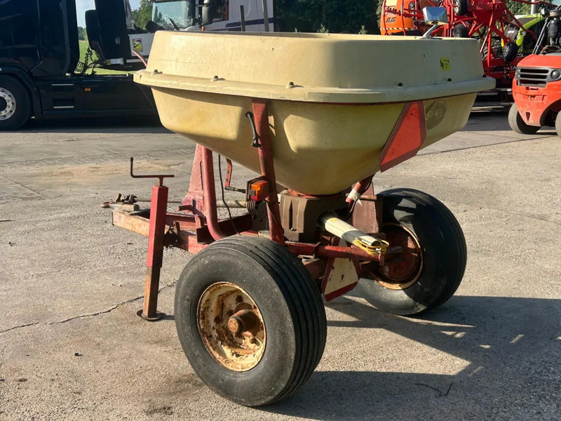 Distributeur d'engrais Vicon Pendelstrooier kunstmestrooier bemesting Geen kuhn amazone