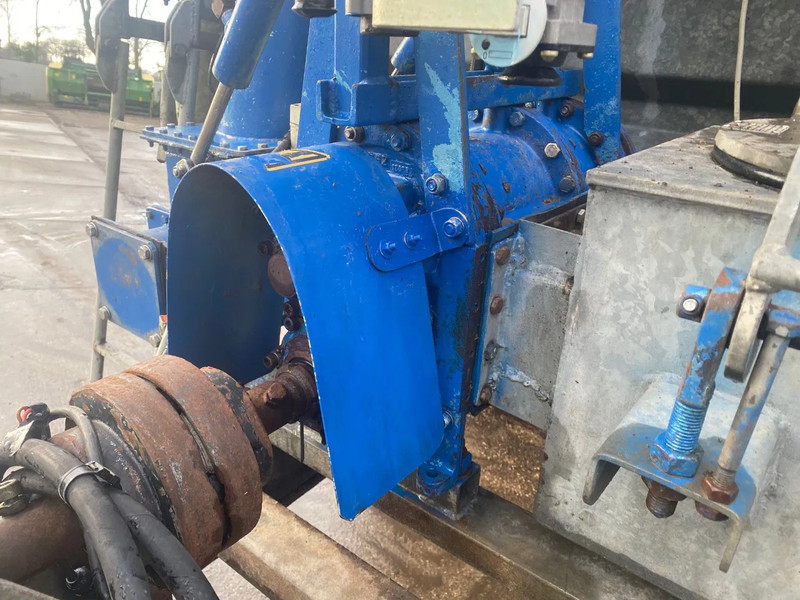 Machine agricole Diversen Odin 16 m3 tandentank schouten giertank