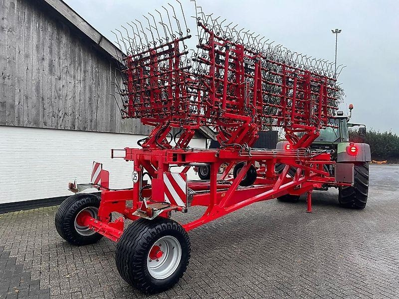 Machine agricole Einböck Aerostar 1800 XXL 18 meter!