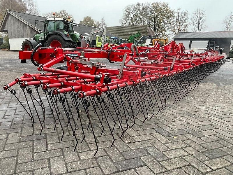 Machine agricole Einböck Aerostar 1800 XXL 18 meter!