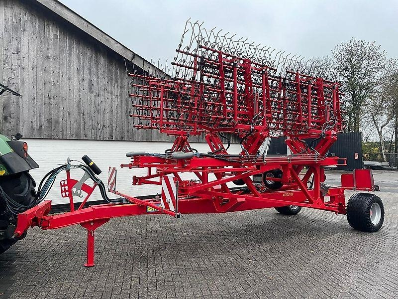 Machine agricole Einböck Aerostar 1800 XXL 18 meter!