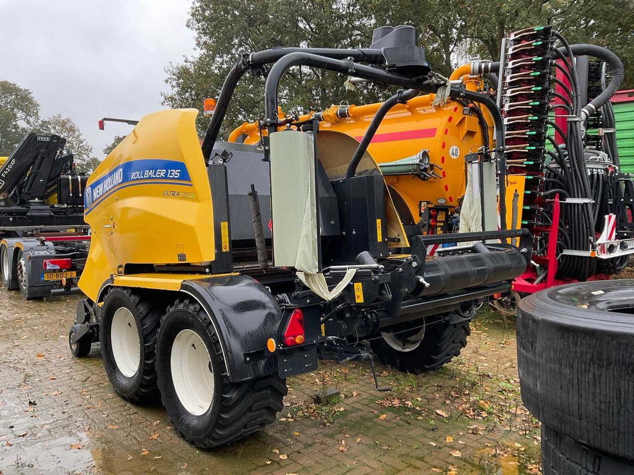 Enrubanneuse New Holland RB135 ULTRA