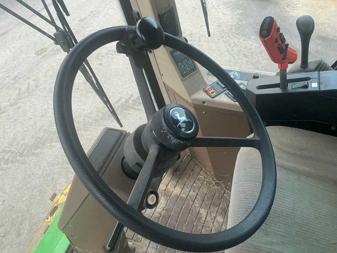 Ensileuse 1999 JOHN DEERE 6750 FORAGE HARVESTER