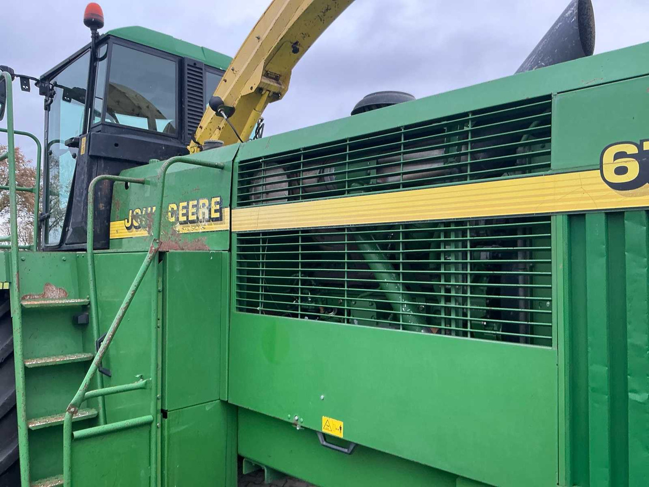 Ensileuse 1999 JOHN DEERE 6750 FORAGE HARVESTER