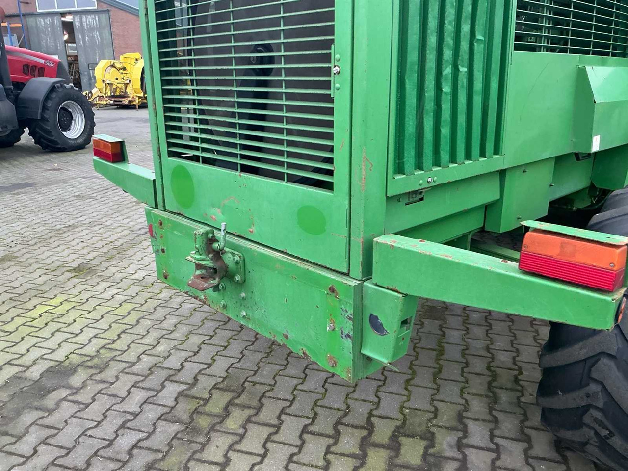 Ensileuse 1999 JOHN DEERE 6750 FORAGE HARVESTER