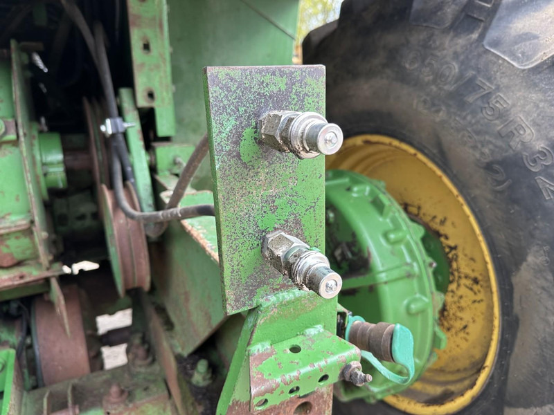 Ensileuse John Deere 6650 FOR PARTS