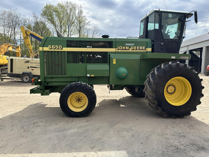 Ensileuse John Deere 6650 FOR PARTS