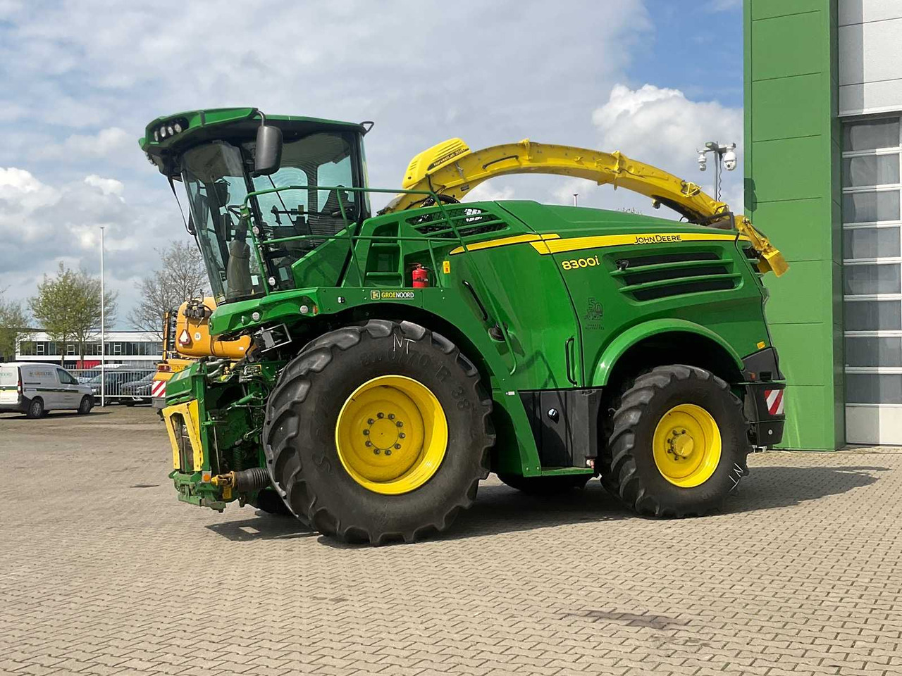 Ensileuse John Deere 8300i