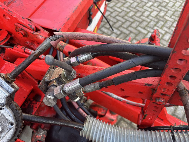 Ensileuse Pottinger SW102 Opraapwagen